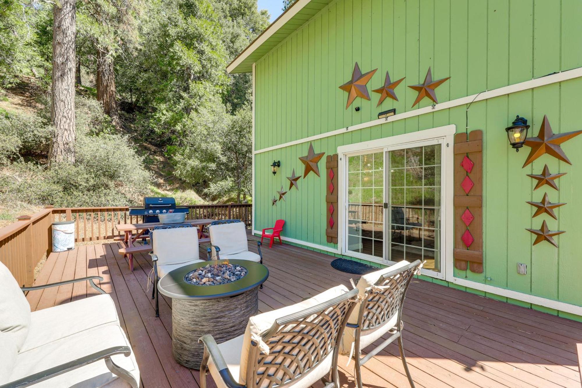 Remodeled Crestline Retreat Walk To Lake Gregory! Exterior foto