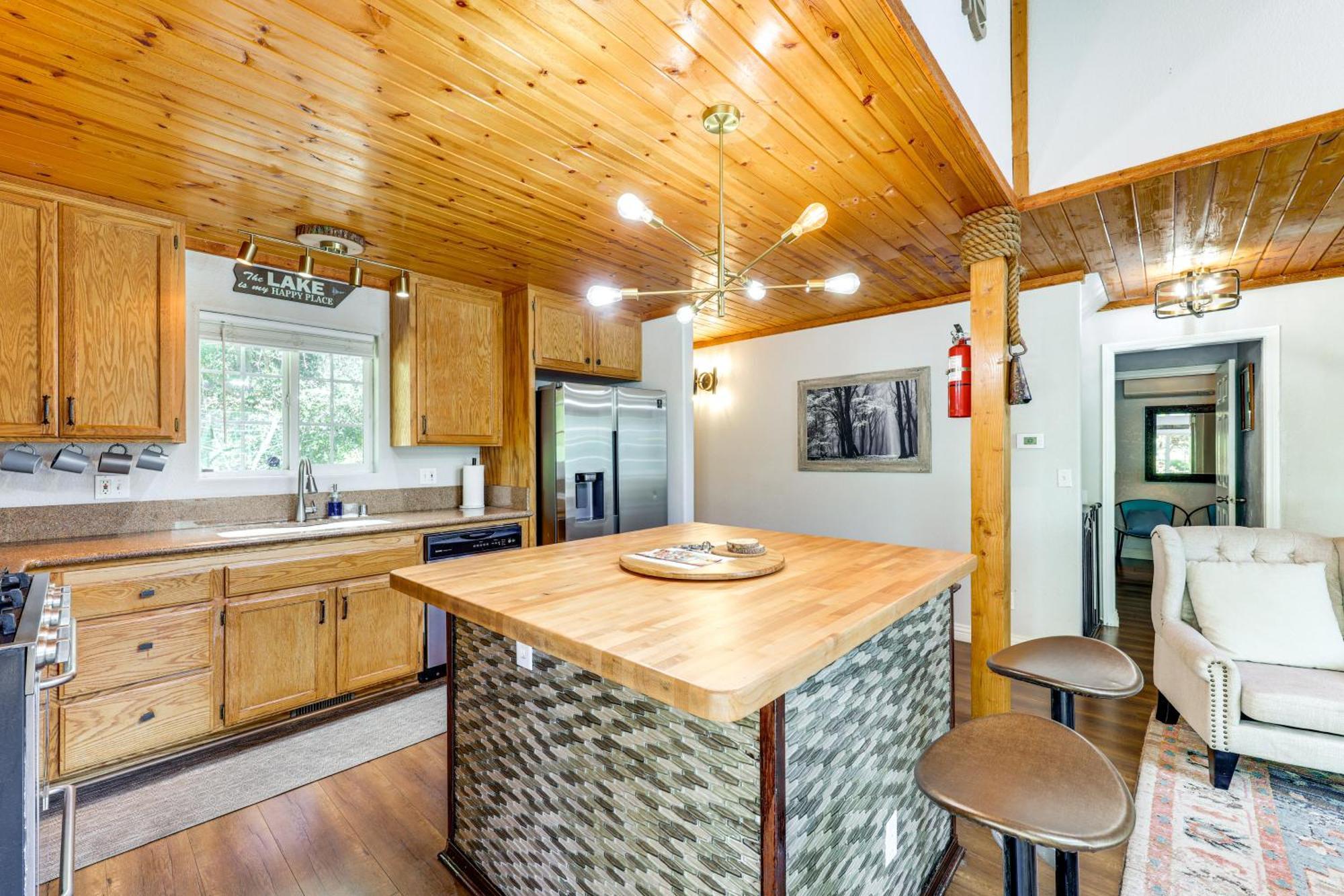 Remodeled Crestline Retreat Walk To Lake Gregory! Exterior foto