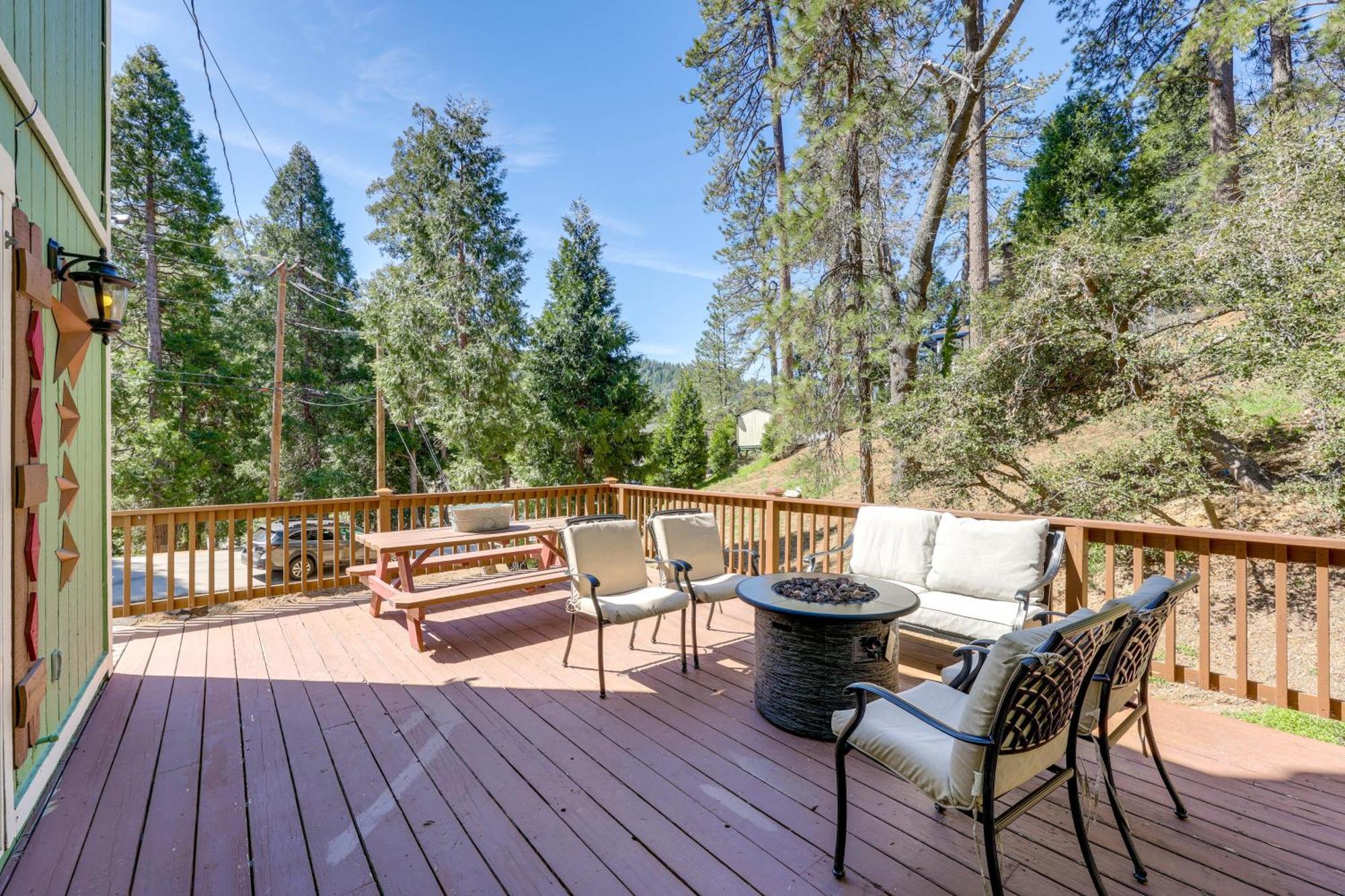 Remodeled Crestline Retreat Walk To Lake Gregory! Exterior foto